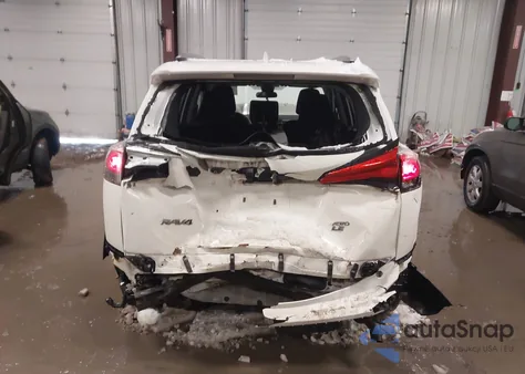 2017 Toyota Rav4 Le из США, поврежденный, VIN JTMBFREV6HJ152368
